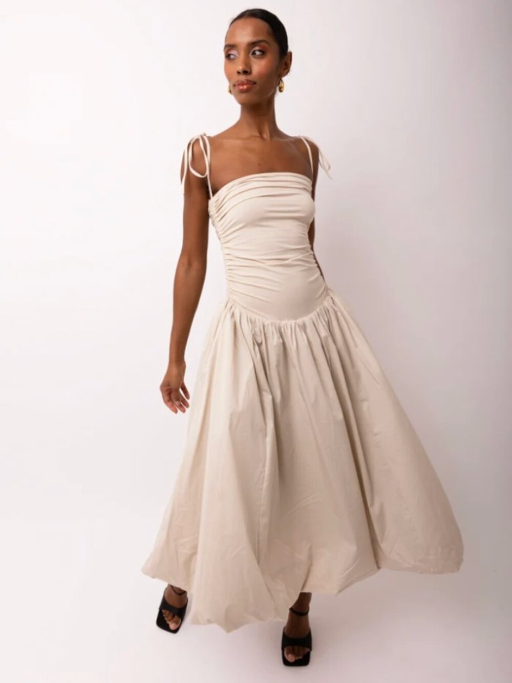 NWT Amy Lynn Alexa Puffball Dress (Milk, size M)